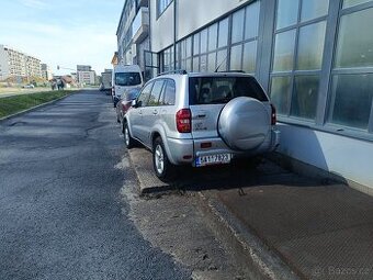 Toyota RAV4 r.v 2.0 benzín r.v 2006