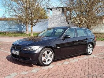 BMW E91 320i