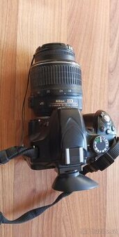 Nikon D3200 + příslušenství - 1