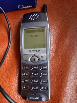 Telefon Sony CMD J6