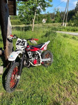 Husqvarna cr 125 2t