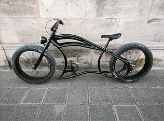 Ruff Cycles Hot road cruiser