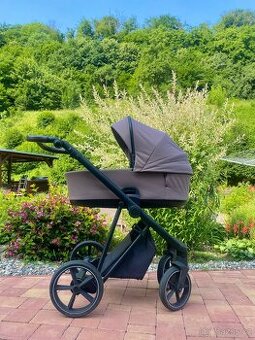 Roan ivi Cocoa + zdarma vajíčko Cybex aton 5 a adaptéry