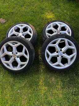 RH kola 225/40 R18