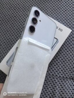 Samsung Galaxy A55 5G úplně nový komplet baleni