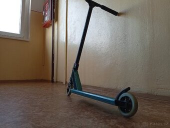 Freestyle koloběžka oxelo