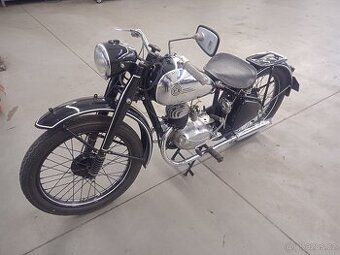 Čz 125 T