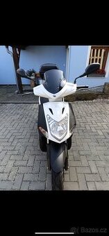 Skútr Kymco