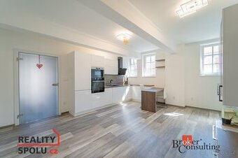 Pronájem, byty/2+kk, 55 m2, Náměstí G. Karse 2068, 27801 Kra