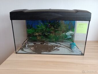 Akvárium s filtrem