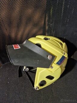 Bmx, bikros helma Okula