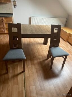 Jídelní stůl+6 židlí