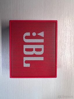 JBL Go