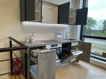 Expoziční kuchyňská linka Livanza, sleva 60%