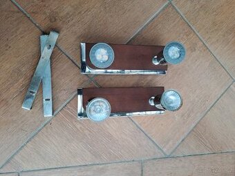 Dvě stropní světla