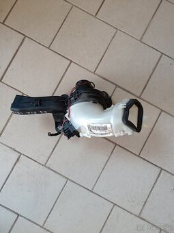 Citroen C4 Picasso motůrek topení