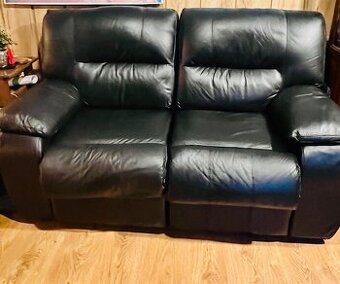 Kožená sedací souprava s výsuvem pro nohy