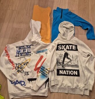 Chlapecká, pánská mikina s klokankou