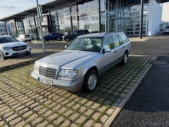Mercedes w124 combi 220 benzin 7/1995