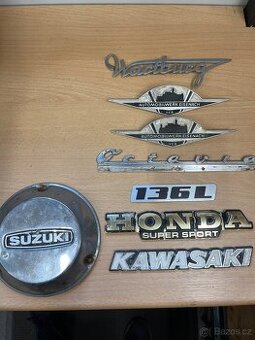 Logo na kapotu Wartburg