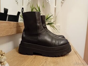LeGer dámské kotníkové boty vel. 38 kožené