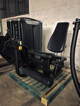 Předkopávaní Matrix G7 - Leg Extension