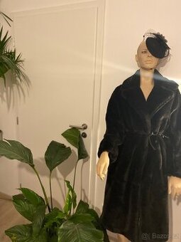 Mango dlouhy kozisek dámský cerny kabat 38 novy