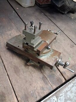 Křížový suport švýcarský soustruh