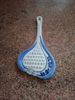 Cibulák - struhadlo na česnek - 1