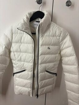 Bílá bunda Calvin Klein Doudoune Femme v. S nová