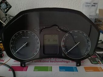 Budíky Octavia 2 benzín 1Z0920822F předface