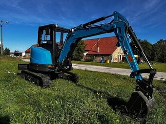Minibagr Digger D4000 AC bagrik 4T rypadlo bagr podkop Kubot
