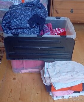 Krabice oblečení 98/104-110