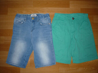Plátěné a džínové kraťasy vel 140