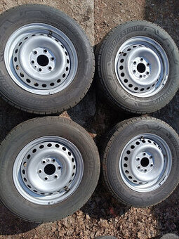 Iveco - disky 6,5x16 et68 + letní 225/65/16C