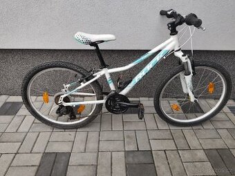 Dívčí horské kolo Rock Machine. Velikost kol 24" (135-150cm