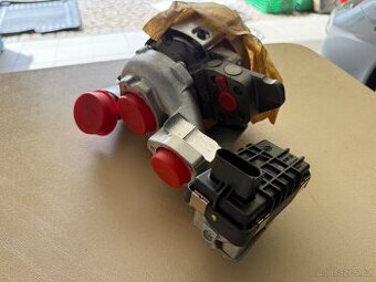 Turbo dmychadlo VW Touareg V10 TDI 230KW
