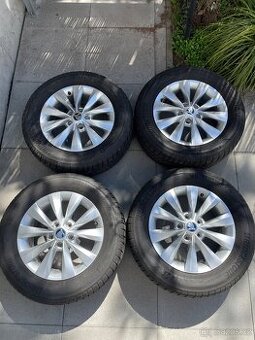 Prodej kol s letním pneu 215/60 r16
