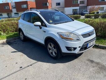 Ford Kuga 4x4, Panorama