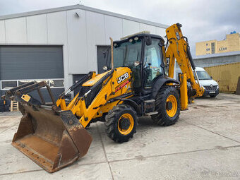 Traktorbagr JCB 3CX 2017  joystick
