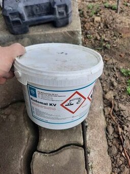 Drobnosti ze stavby (KG, měďěná a vodov. trubka, elektro)