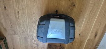 Top case Givi Kappa - super cena