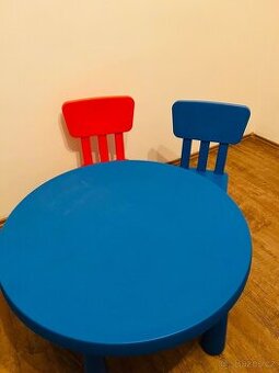 Stolek a židličky IKEA mamut