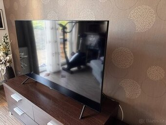 Televize Samsung QLED 55" (QE55Q70RA) perfekt stav