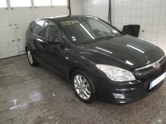 Hyundai i30 1,6 CRDi 115