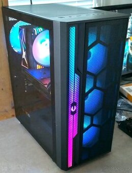 HERNÍ PC,i7 4770,GTX 1080,16GB,SSD+SATA,WiFi