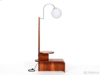 Starožitná lampa s novou elektroinstalací.
