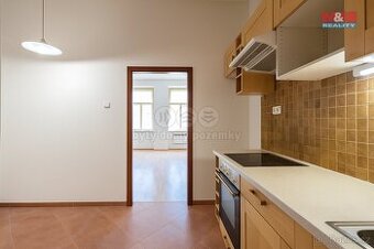 Pronájem bytu 3+kk, 67 m², Praha, ul. Máchova