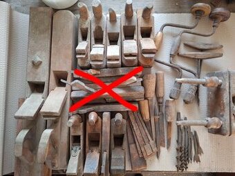 Staré hoblíky, nože, dláta, dlátka, nebozezy, vrtačky, vrták