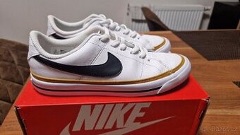 Dětské dámské chlapecké boty NIKE